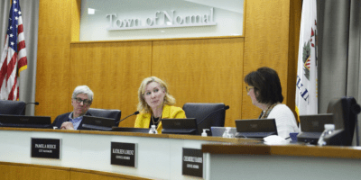 Concejales de Normal en la discusión del lunes.