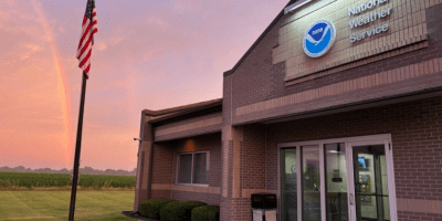 Fachada del edificio del Servicio Nacional de Meteorología.