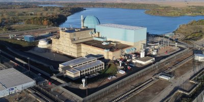 Clinton Nuclear Power Plant viewed from above.