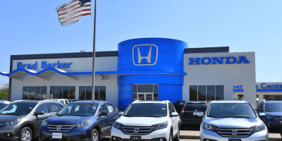 Fachada de Honda O'Brien en Veterans Parkway