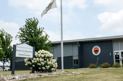 Entrada principal de la oficina de Unit 5.