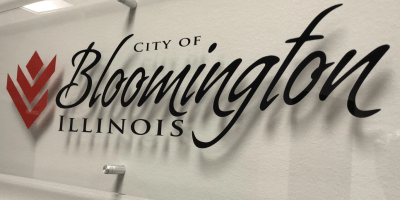 Logo de la ciudad de Bloomington.